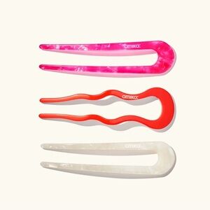 amika French Pins Set